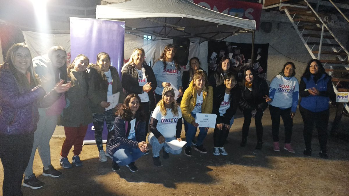 KarinaFerraris's tweet image. Cada logro lo vivimos de ésta manera, disfrutando al máximo, capacitándonos y trabajando colectivamente. 💪

Seguimos construyendo organización comunitaria y popular.

#ArribaLosBarrios
#Trabajamos #Producimos #Estudiamos