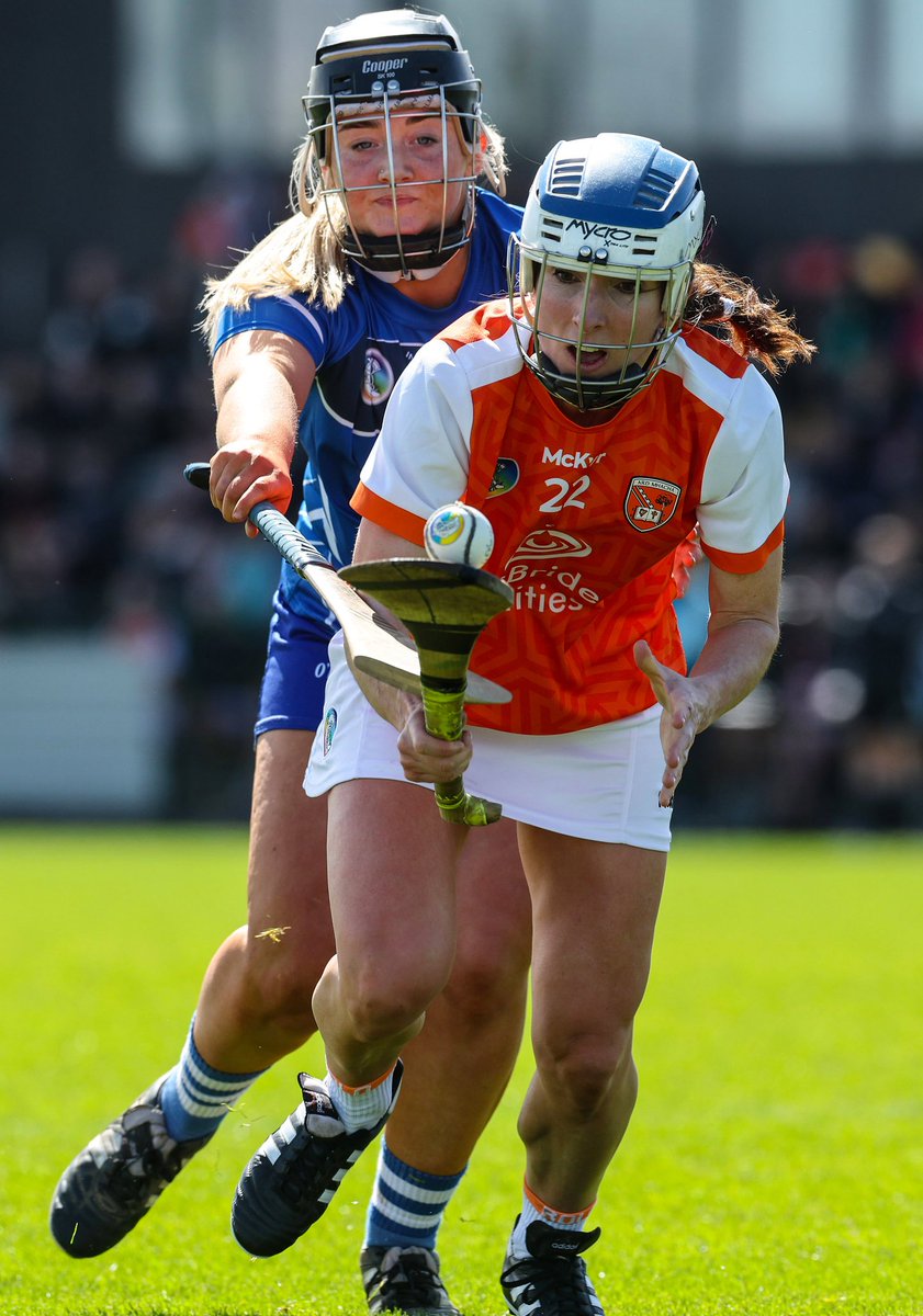 KieranMcC_SS's tweet photo. Lislevane legend Jennifer Curry (nee O'Leary), who won 8 All-Stars and 4 All-Irelands with her native Cork, helped her adopted county Armagh win the Very Camogie League Division 3A title today. 40 years old and going strong, there's no stopping this legend. 📷 @Inphosports https://t.co/e6MYI6OSao