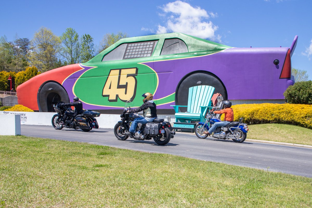 Today marked the 11th annual 'Cruisin’ For A Cause' event! As they rode through Camp, our campers and families waved and cheered them on with excitement! A huge thank you to everyone who participated in this fantastic event to raise funds for Camp! 🏍️