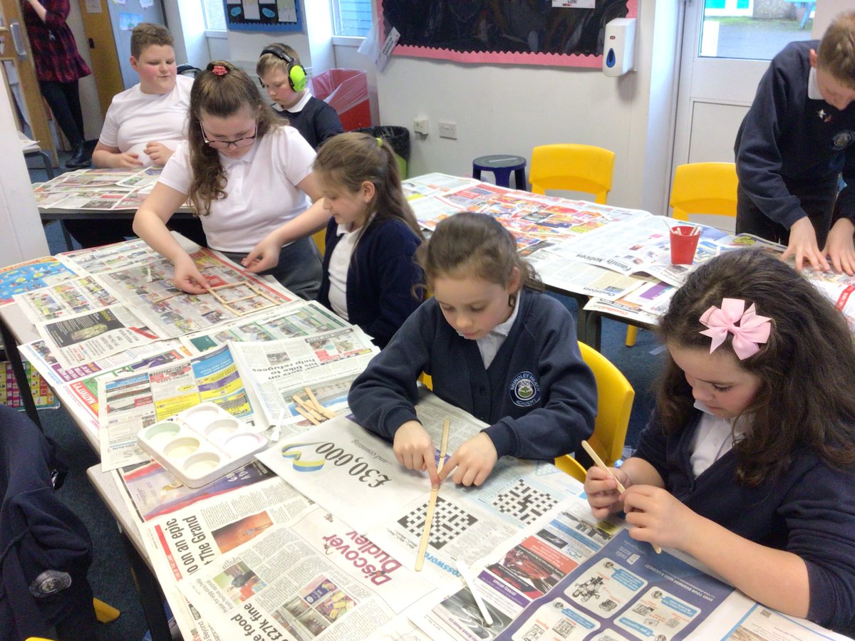 This week, the children have learnt about different types of bridges, including beam and truss bridges, and were set a task to create these style bridges out of both spaghetti and lollipop sticks #designandtechnology #bridges