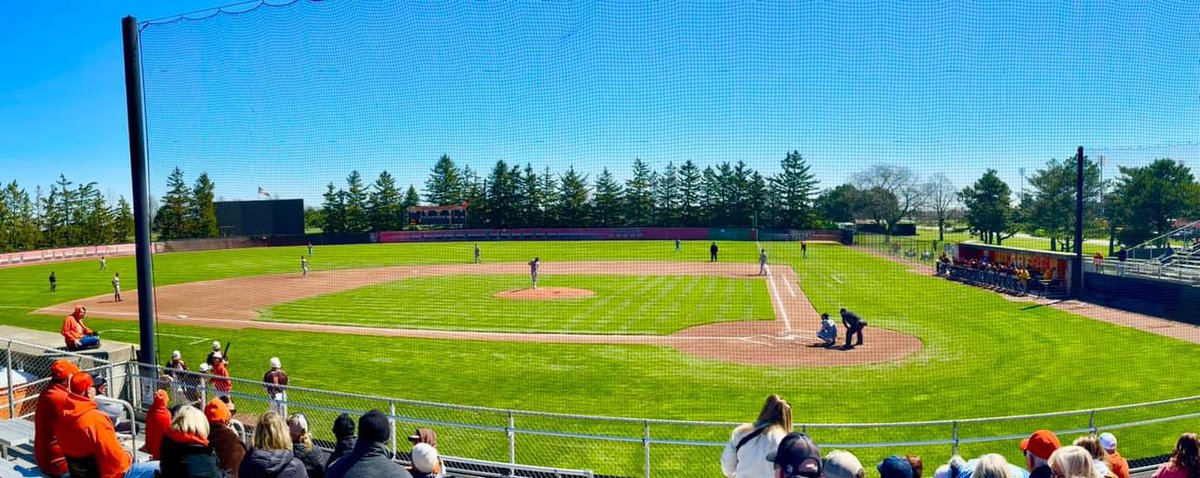 Beautiful day for some Falcon Baseball ⚾️🧡 #AyZiggy #TheStell