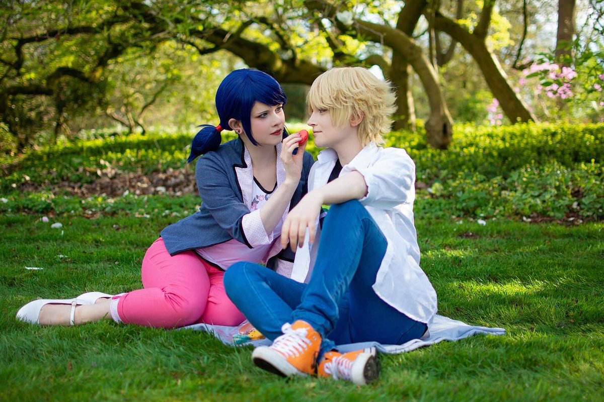 Kaoruu__'s tweet photo. we took some cutely photos 🤭
📸 Selbstauslöser
Marinette: @appathic
#mlb #mlbcosplay #miraculous #miraculouscosplay #miraculousladybug #miraculousladybugcosplay #adrinette #adrinettecosplay #adrien #adrienagreste #adriencosplay #marinette #marinettecosplay https://t.co/xr19sIe4iU