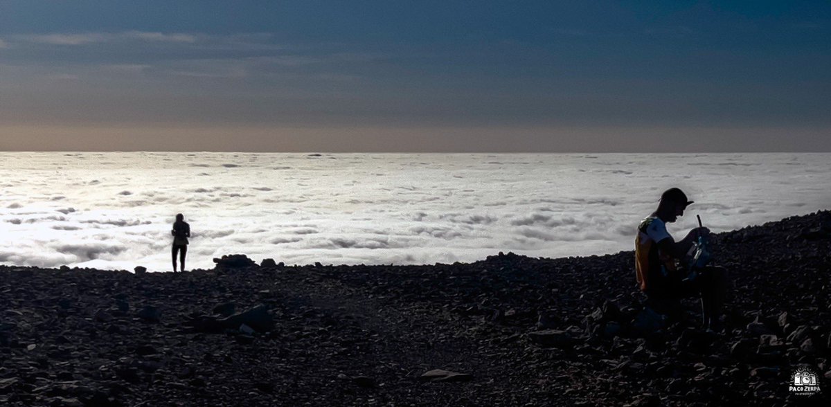 Parque natural de los #ajaches #Lanzarote #islascanarias #runners #trailrunners #traillrunners, nos sorprendía hoy con niebla a nivel del mar ….