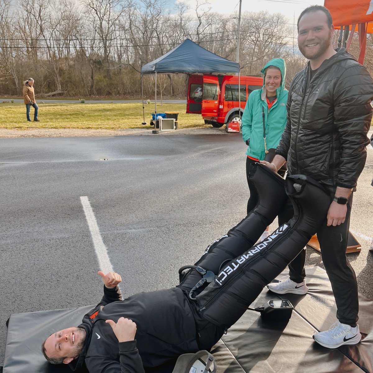 Great job to all those who smashed the Newport Night Run 5K for Education! Our Middletown crew was proud to offer a recovery zone at the finish with everything from stretching to foam rolling. Here's to fitness, recovery, and education, one step at a time! 🏃‍♂️🏃‍♀️📚