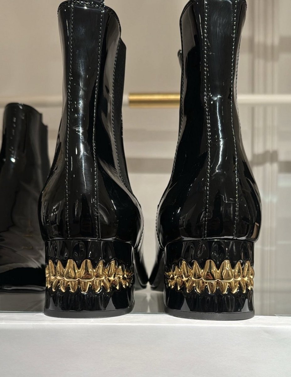 I still think about these Balmain boots everyday