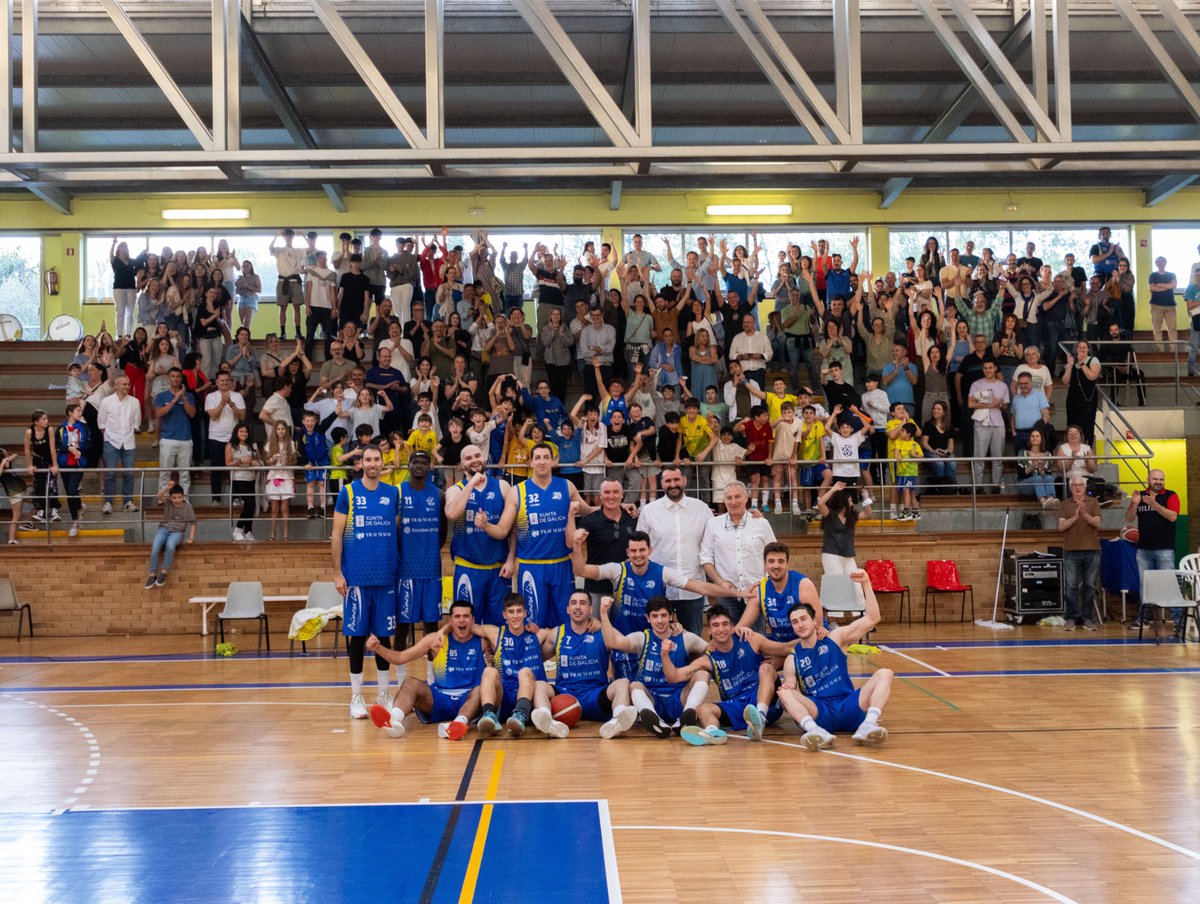ConcCulleredo's tweet photo. 👏🏼 O @CBCulleredoCom acada a 👌#permanencia tras gañar esta tarde ao Caja Rural Zamora 90-57 no pavillón do Burgo. 

Bravo rapaces, sodes 🏀 de #EBA unha tempada máis! ☺️

#CulleredoÉDeporte https://t.co/1rxoJwHOGo