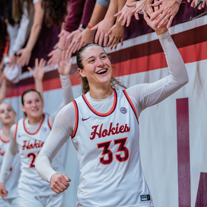 hokiesports's tweet photo. The queen's jersey is going into retirement. Thank you, @elizabethkitley 🏀 ❤️