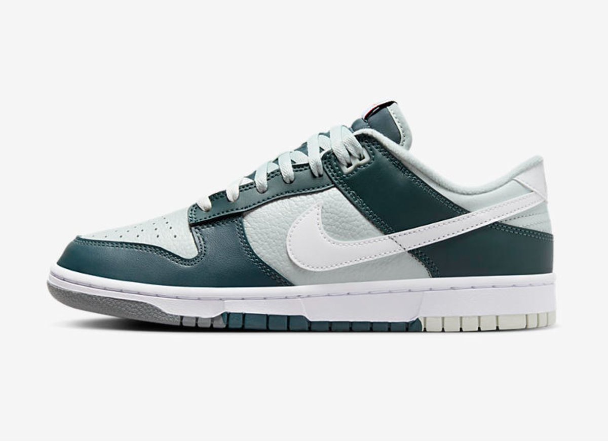 Ad: Nike Dunk Low PRM Split 'Deep Jungle' on sale for $90 + FREE shipping, use code SPRINGKICKS => bit.ly/3QhbDBW