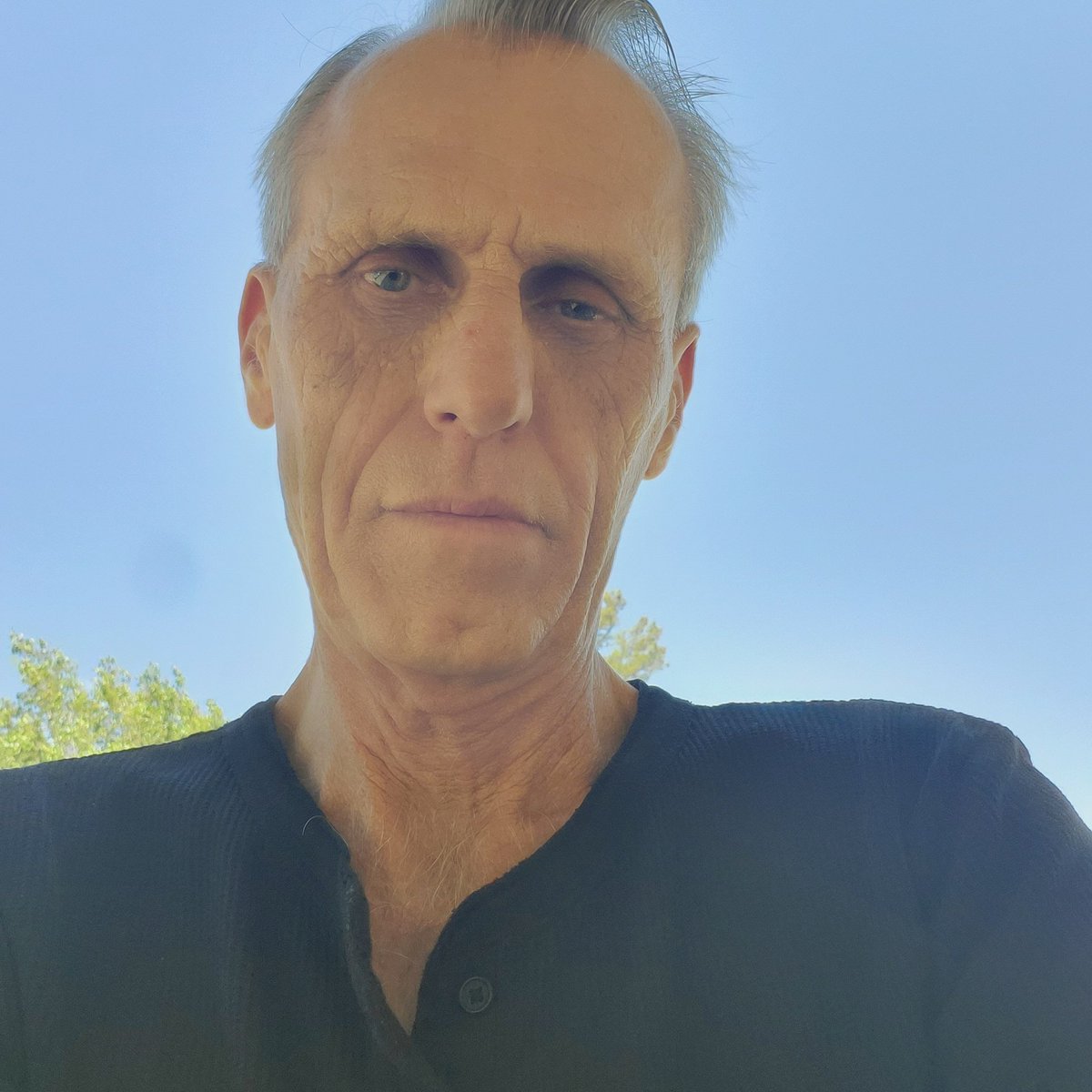 jamesnarron9's tweet photo. #NewProfilePic https://t.co/93jzOUzOK9