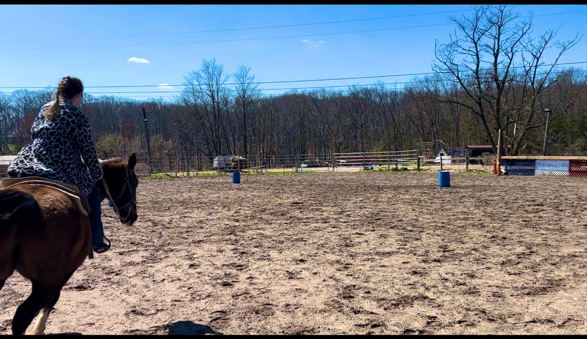 Got my hair up.  My lucky sweater on.  Favorite jeans on.  Ugly but comfy Ariat on.  #blessed #adrenalinejunkie #sandy #barrelhorse #LFG