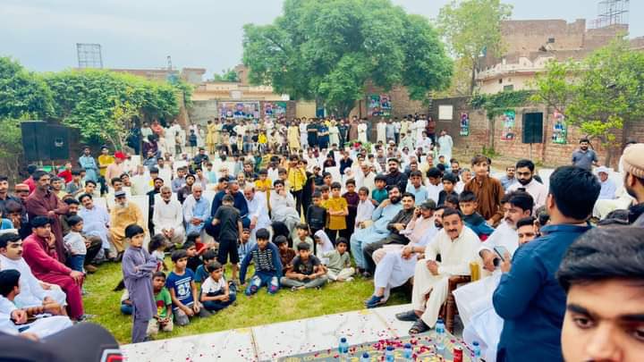 PTI_Politics's tweet photo. PP 139 Sheikhpura Candidate Ejaz Bhatti Doing his Election Campaign

Election symbol: Horse 🐎 
Polling Date: 21 April https://t.co/dVowvWckam