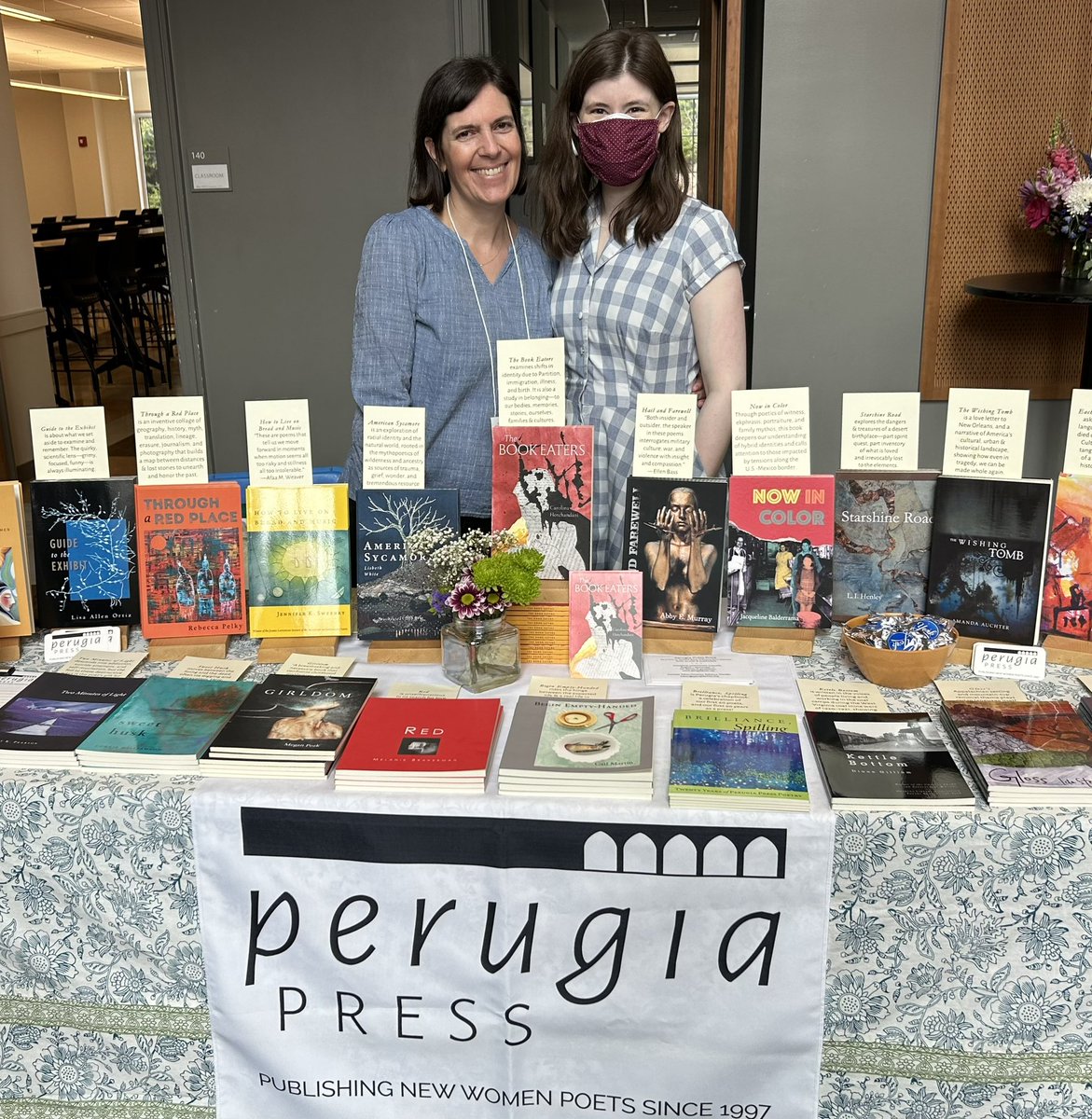 Visits to the Perugia table from June Road Press poet Diana Whitney with her beautiful DARK BEDS, picking up a copy of Carolina Hotchandani’s THE BOOK EATERS, and from Perugia volunteer and literary citizen extraordinaire Jenna Baillargeon, getting a few Perugia titles. ♥️📚♥️