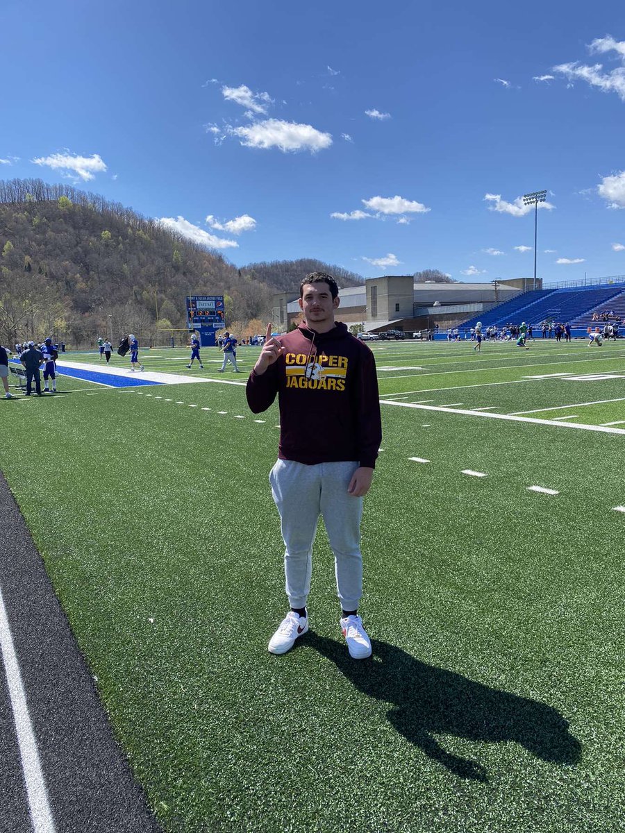 I Had a great time at <a href="/MSUEaglesFB/">Morehead State Football</a> junior day and spring game today! <a href="/Coachweiss30/">Kyle Weiss</a> <a href="/CoachAmoako/">Coach Stephen Amoako</a> <a href="/CoachMontag/">𝕮𝖔𝖆𝖈𝖍 𝕵𝖔𝖊 𝕸𝖔𝖓𝖙𝖆𝖌</a> <a href="/CooperFootball/">Cooper Football</a>
