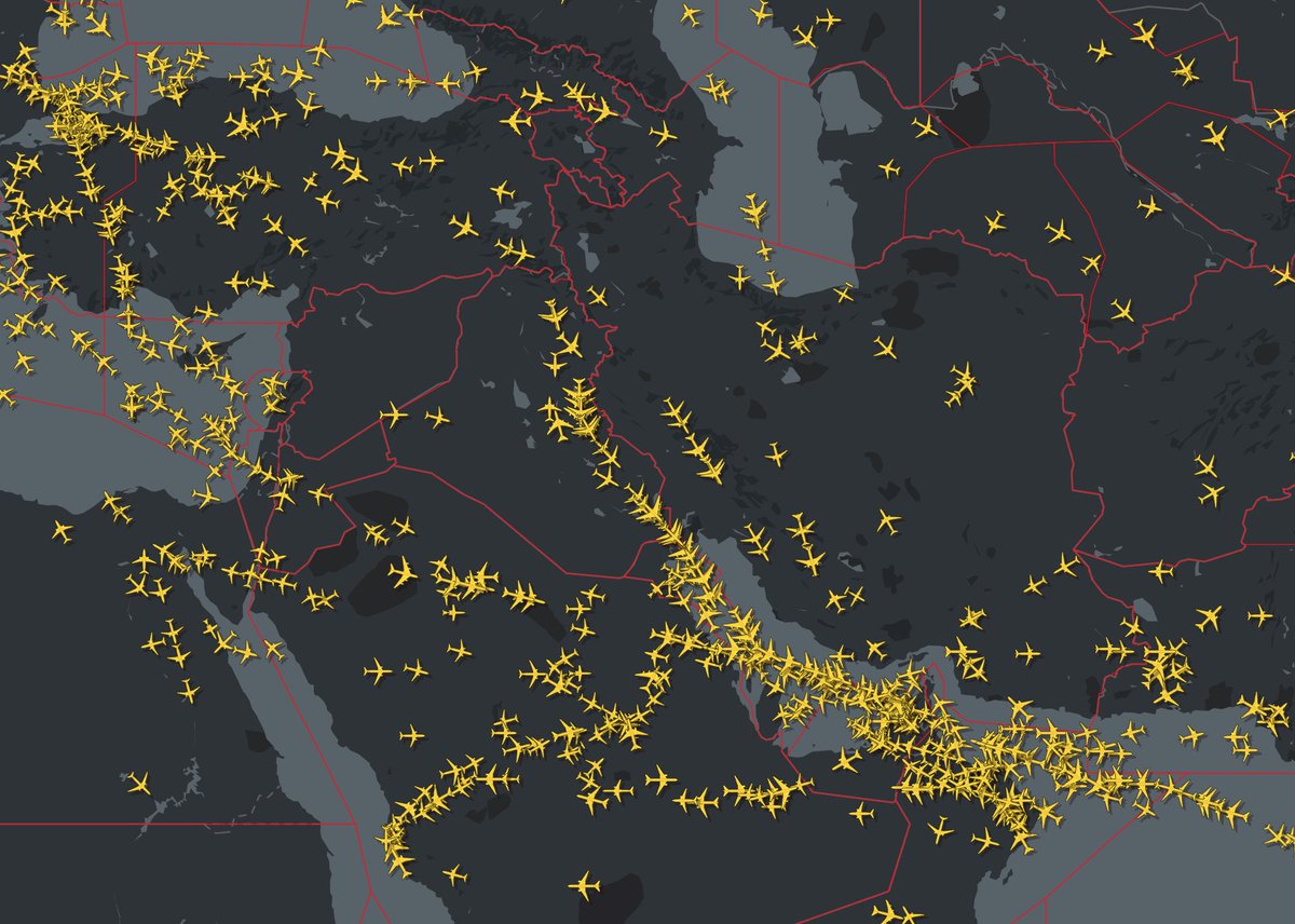 ShaykhSulaiman's tweet photo. BREAKING: IRAN AND ISRAEL HAVE JUST CLOSED THEIR AIRSPACE https://t.co/bztiLBoNaW