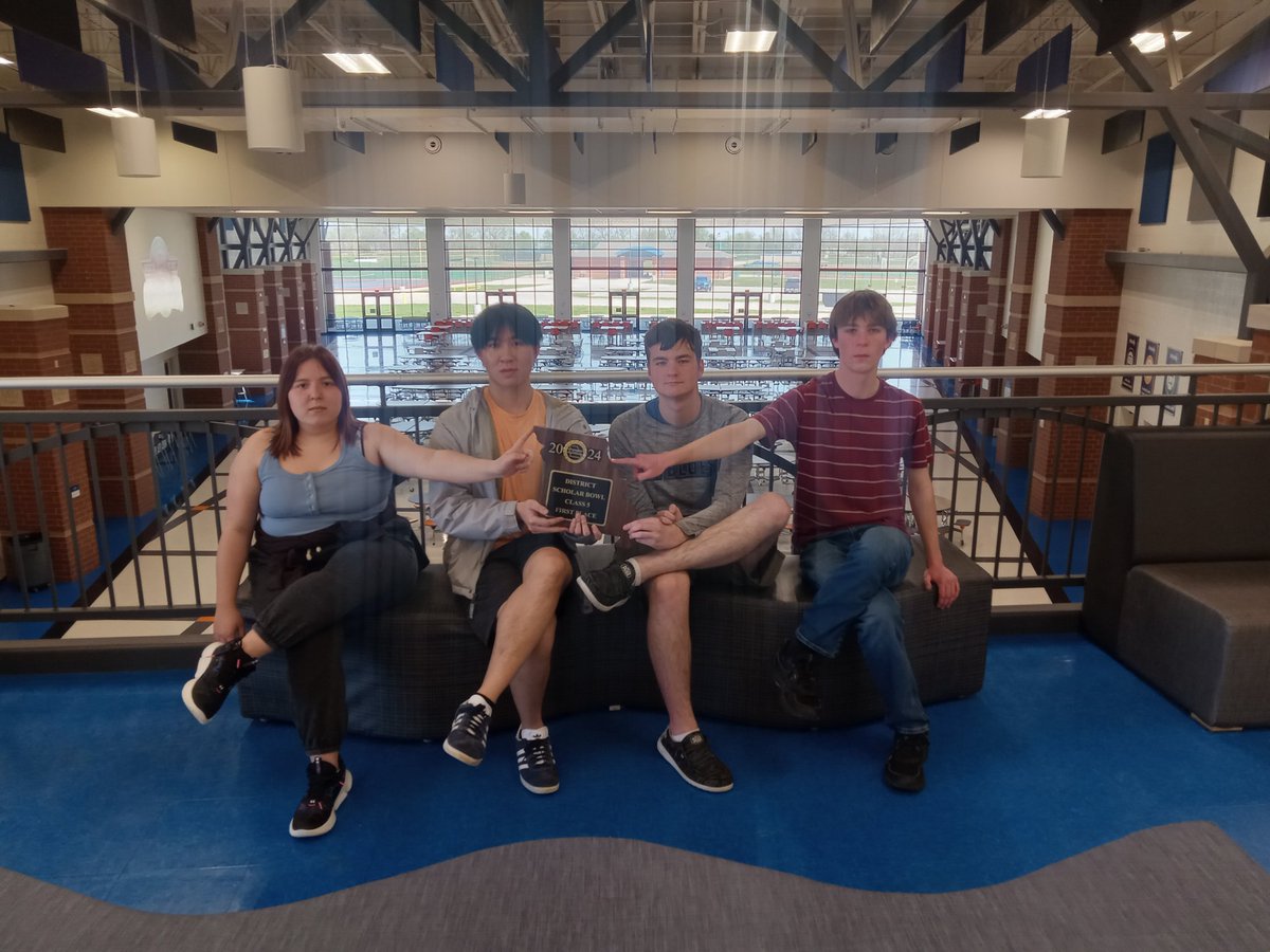 WashMoSchoBowl's tweet image. Washington wins Class 5 District 3, 480-150 over Holt!