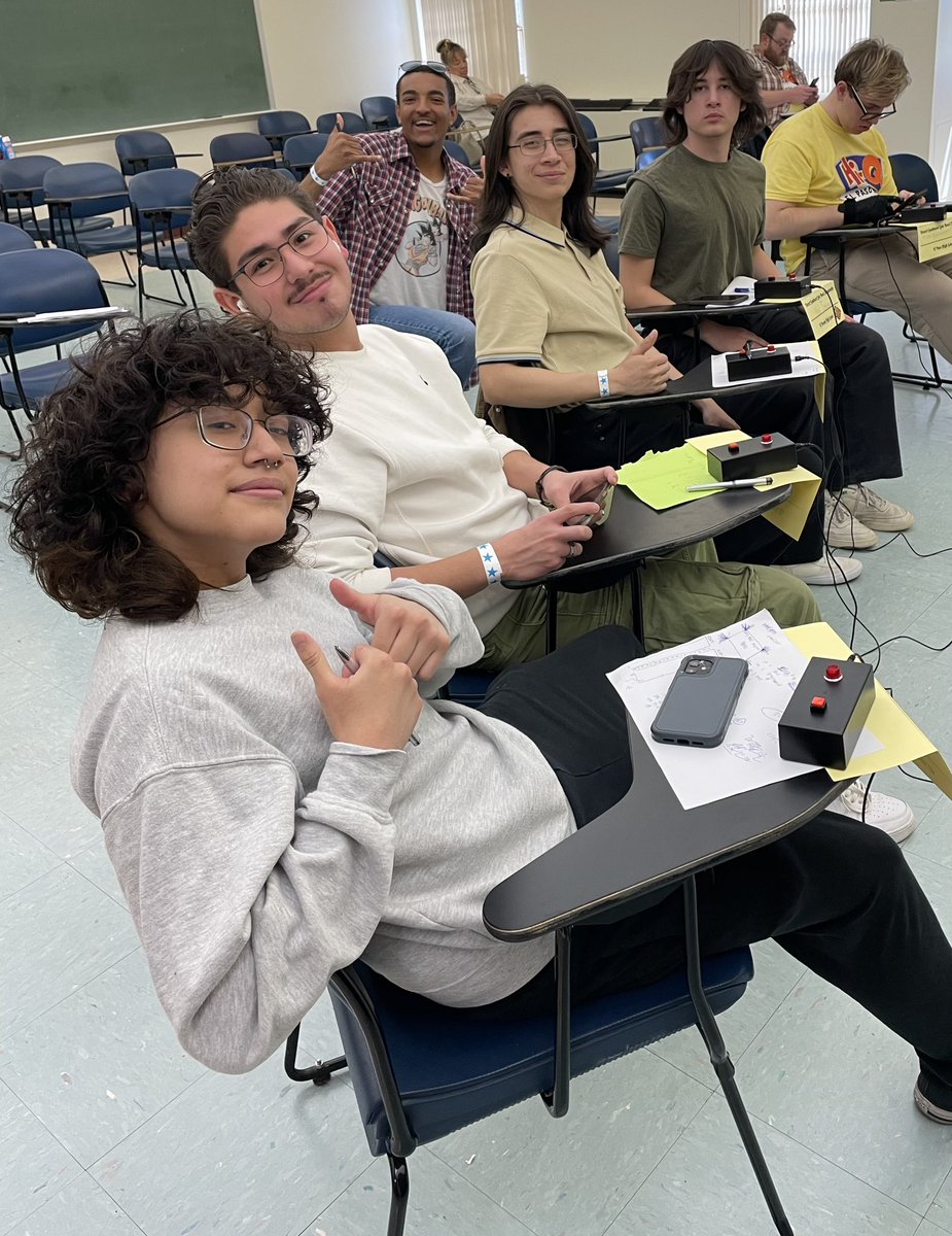SavetheWoodz's tweet photo. Your Aztec High Q team competing at the Desert Southwest Quiz Bowl Championship today at UTEP.  We cheer for our scholars. 💜💜💜@EDAztecs_HS  #TeamSISD #HIGHQ https://t.co/OXiQ5lrcFa