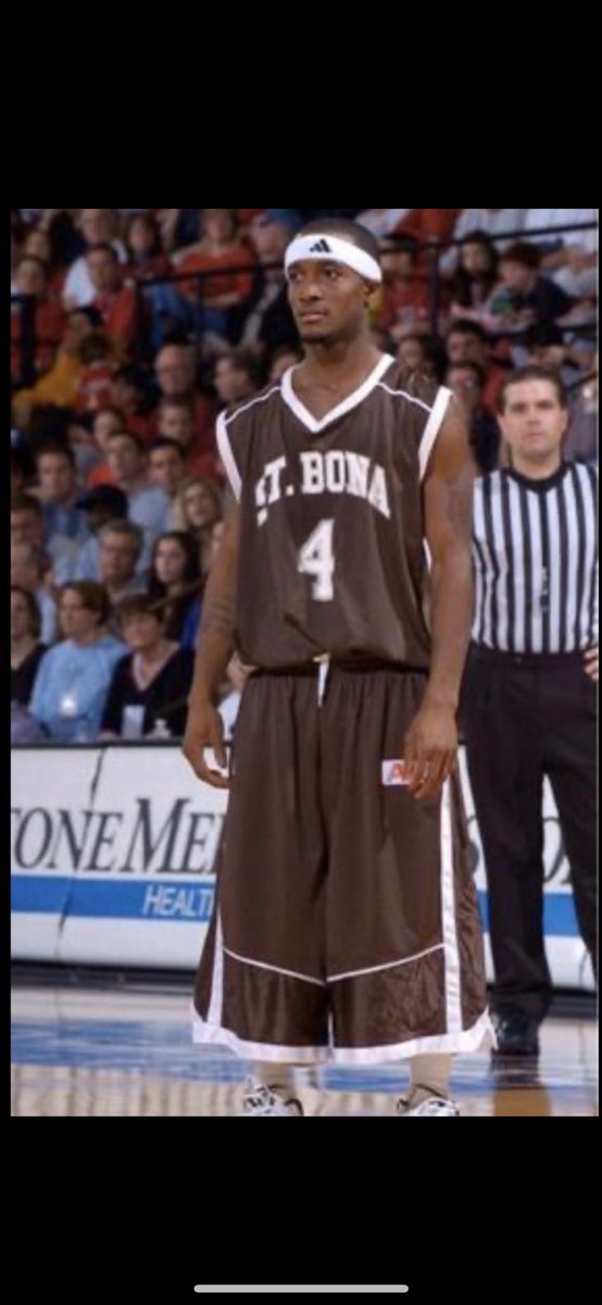 We now go live to Jason Day on the 12th tee at Augusta #TheMasters