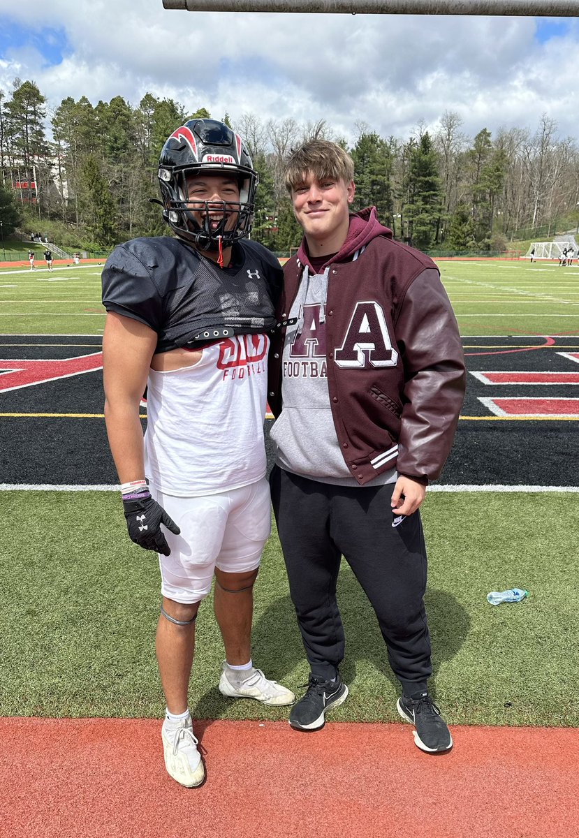 I had a great visit at Saint Francis today. Thank you to <a href="/RogishTom/">Tom Rogish</a> for the opportunity to come up. Also thank you to <a href="/CoachBruniSFU/">Ben Bruni</a> for the Linebacker talk. #onaltoona <a href="/NedimyerVince/">Vince Nedimyer</a> <a href="/MtLionFootball/">AltoonaFootball</a>