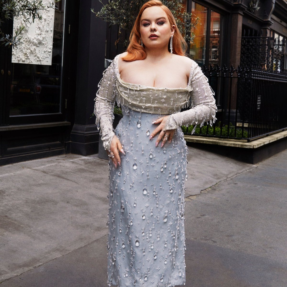 artan_ayan's tweet photo. Nicola Coughlan, the fashion doll. This woman has never looked bad a day in her life.

Her and her stylist Aimée Croysdill are a match made in fashion heaven. https://t.co/pingvIexDi