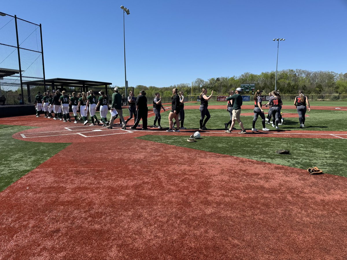 Saturday DUB‼️ 6-1 win over the Skowhegan Riverhawks 🥎💪🏼