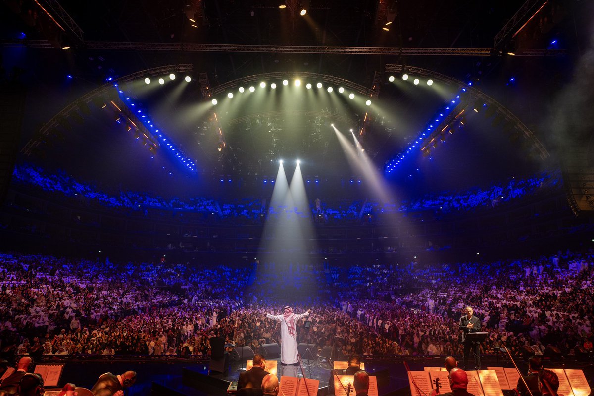RotanaLive's tweet photo. ومن مثلك يا عبدالمجيد 😍🎵

#عبدالمجيد_عبدالله_في_دبي

@Abdulmajeed6531 
@cocacolaarena @Dubai_Calendar @CelebrateDubai @VisitDubai_AR https://t.co/tZ4LfzVqTm