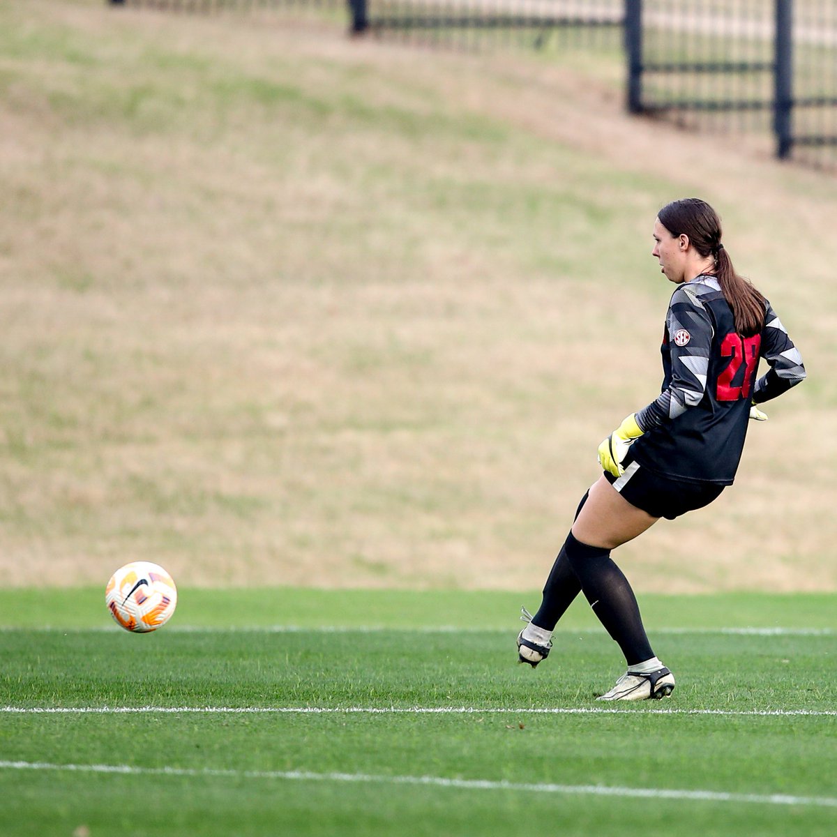 Big save, this time by Ellie Lanyi, who punches a free kick outside the box over the bar #RollTide