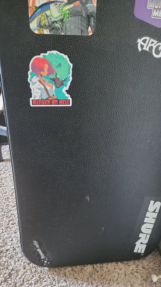 New sticker for my guitar case by @5_StarGold