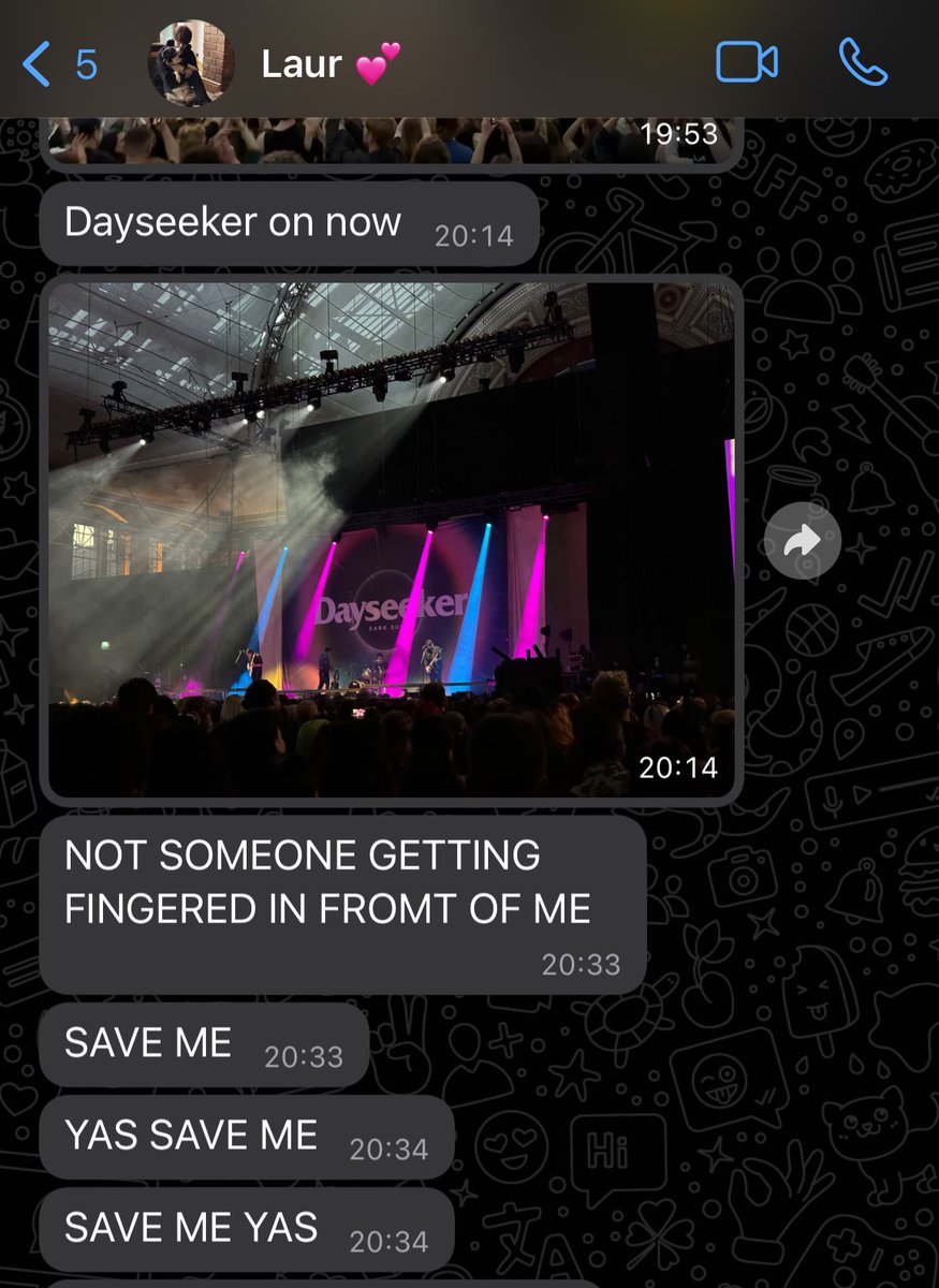 me: sad that I couldn’t see ha/dayseeker/ptv with my gf my gf texting me this from the crowd: