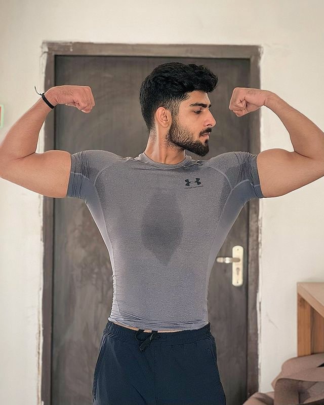 Believe in yourself, and you will be unstoppable. -  🤗💪🏋️‍♀️

#gymBoy