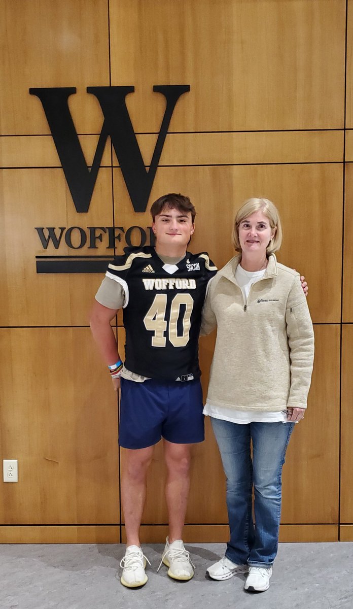 Had a great time at @Wofford_FB today for Junior Day! Thank you @CoachWatson_24 for the Invite. Measured 5’11”, and 209 ibs. Can’t wait to get back to Campus soon. @RecruitJBoroFB @WatsonShawn1 @CoachAWarwick @Coach_Doolittle @Coachsax72 @thomas_liebenow