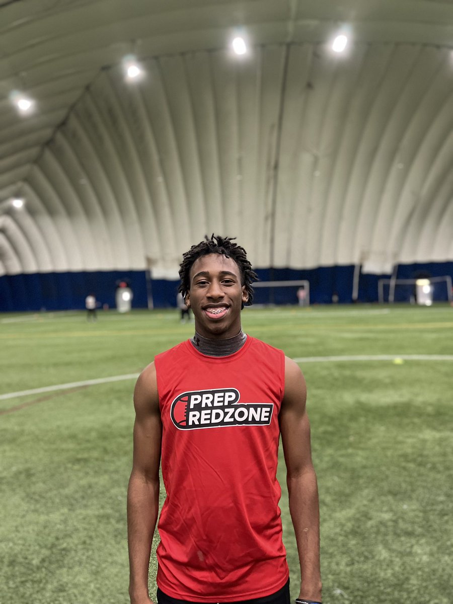 @RondreAustion22 from Oak Park earned DB MVP at the Combine Series today. His speed is REAL. 4.5 40 and could easily get a 4.40 with a few tweaks. Good playmaker. Closes on the football extremely fast. Took coaching well. Look out for this guy this summer!!!