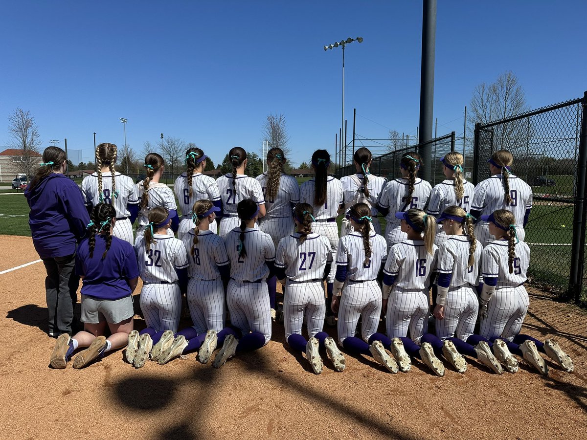 Taylor University Softball tweet media