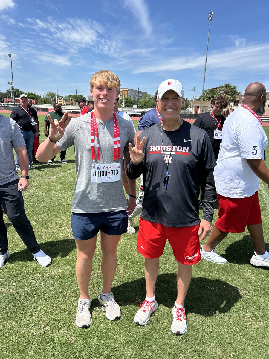 Had an amazing time at the @UHCougarFB spring game! Thank you coach @CoachKrysl for having me out. Can’t wait to be back this summer! @LamarTexansFB @RecruitLamar @CoachWEFritz @Casey_Smithson