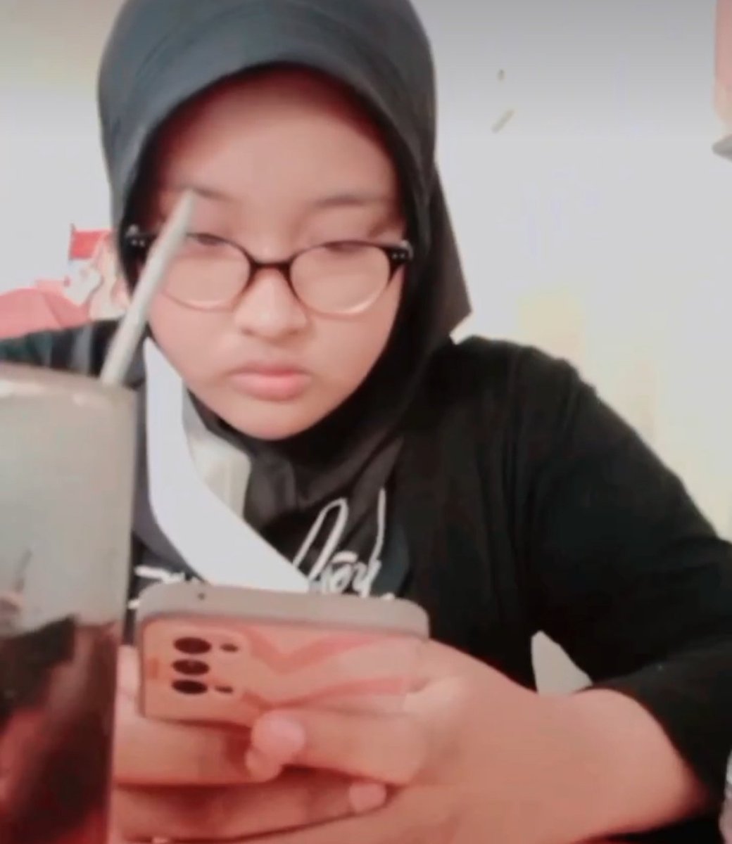 dwi_gembul's tweet photo. https://t.co/SmcVAlGQGQ