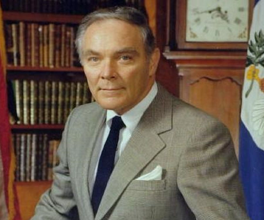 April 13th 1982: Alexander Haig states that he has 'made it abundantly clear to Argentina that if conflict developed, the United States would side with the United Kingdom'. (continues)