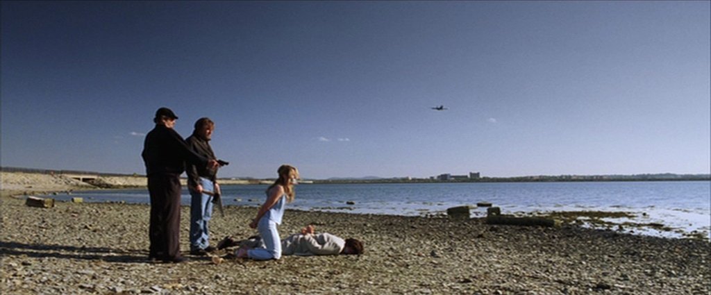 TheCinesthetic's tweet photo. The Departed (2006) Dir. Martin Scorsese https://t.co/48ls0pfIq6