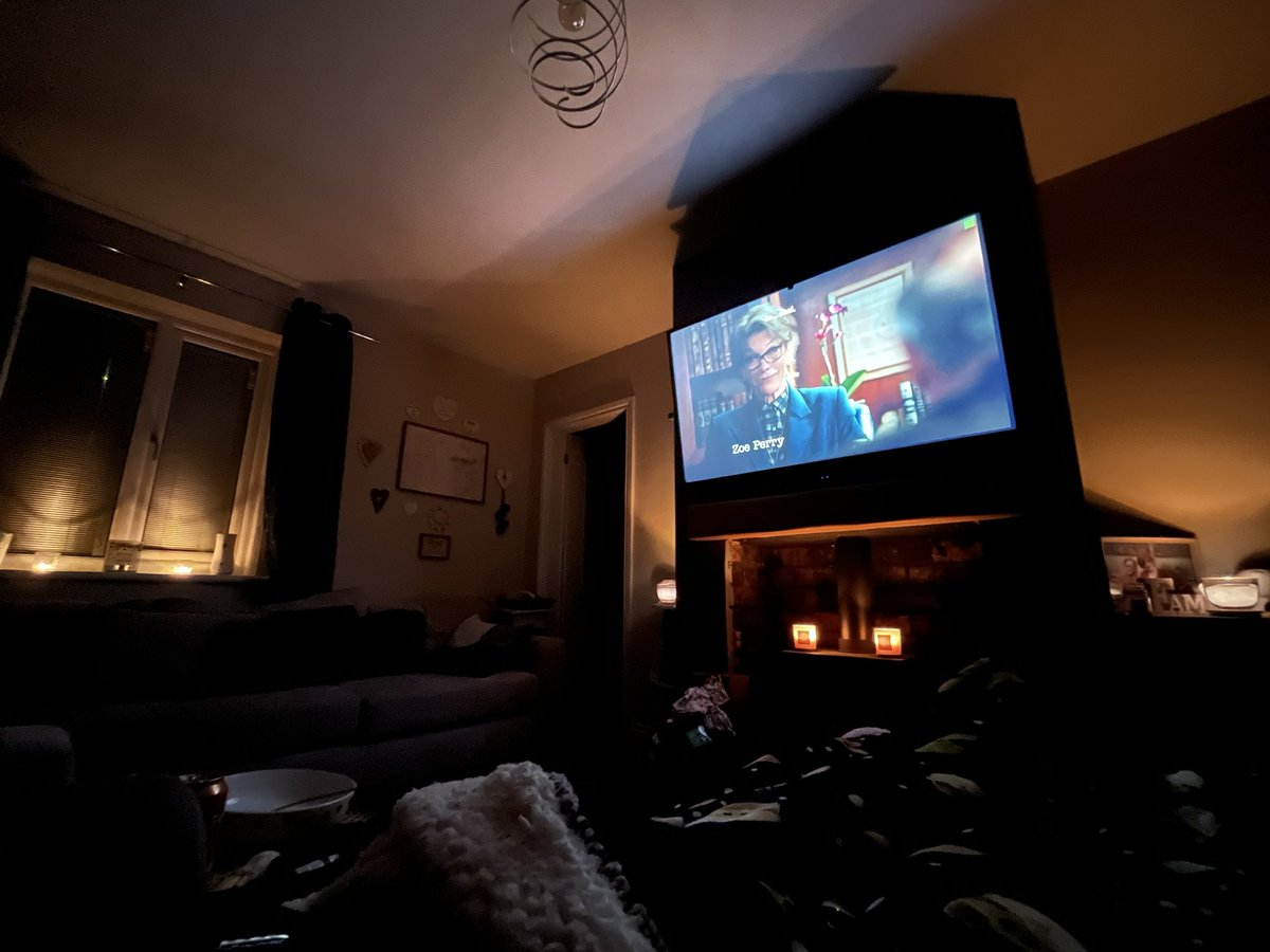 Lozd60's tweet photo. Perfect evening …. Saturday night tv/netflix and wine https://t.co/jMquvRcmZ3