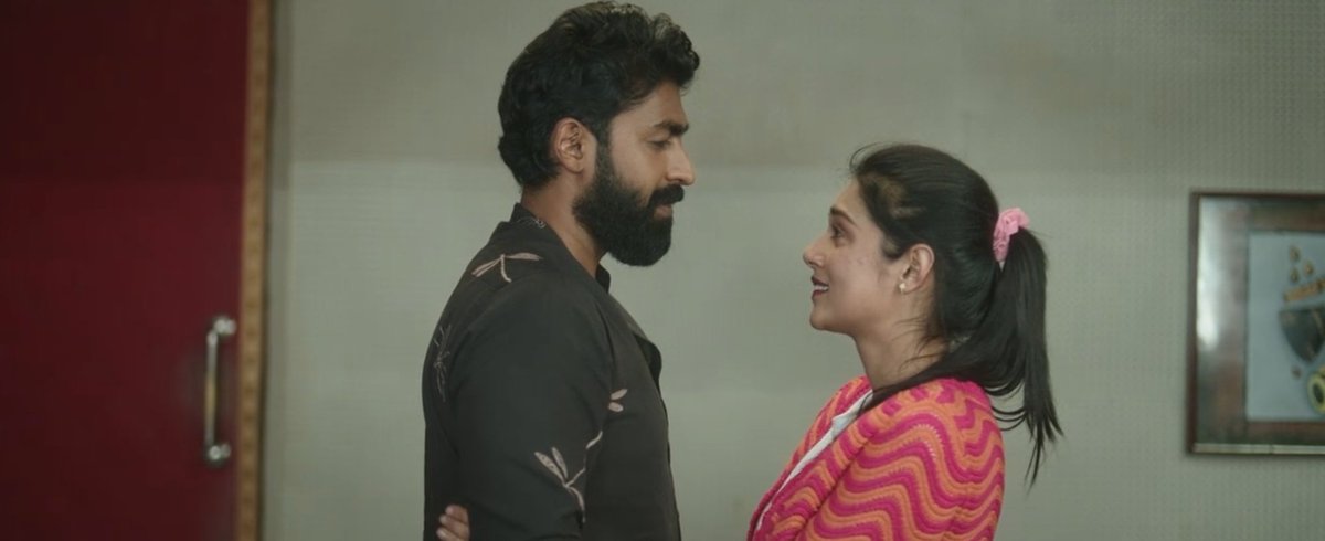 I watched 'Ondhu Sarala Premakathe' on Amazon Prime which is a really nice movie with a Rom-com.

'A Simple Love Story'
#OSPK #VinayRajkumar #MallikaSingh #Swathista #SimpleSuni @swathishta @vinayrajkumar @iammallikasingh @SimpleSuni