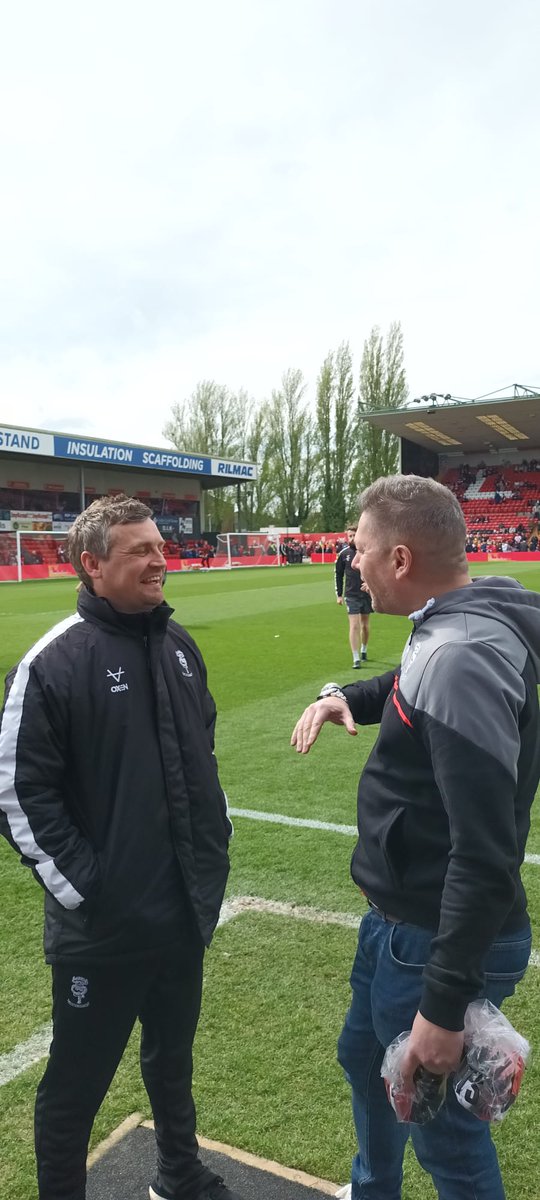 Dlnorton150879's tweet photo. Result aside today, it was extremely special to be back at Sincil Bank, and was amazing to meet Michael Skubala pre kick off. 
Thanks to everyone who asked about me today, your messages meant the world to me. #Impsasone https://t.co/FHOQtkIb66