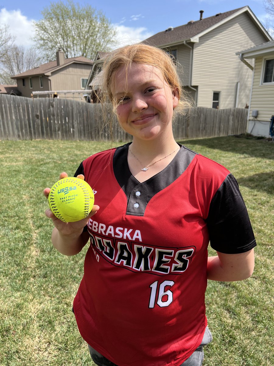 Nebraska Quakes Gold - Byrd tweet media