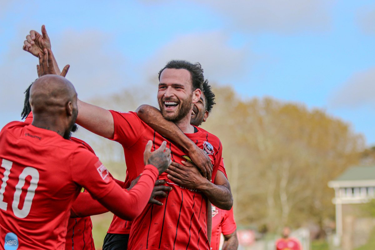 Lovely afternoon in the sun saw @LewesFCMen take all three points v Kingstonian, thanks to second half goals from Walter Figueira and Ronnie Vine