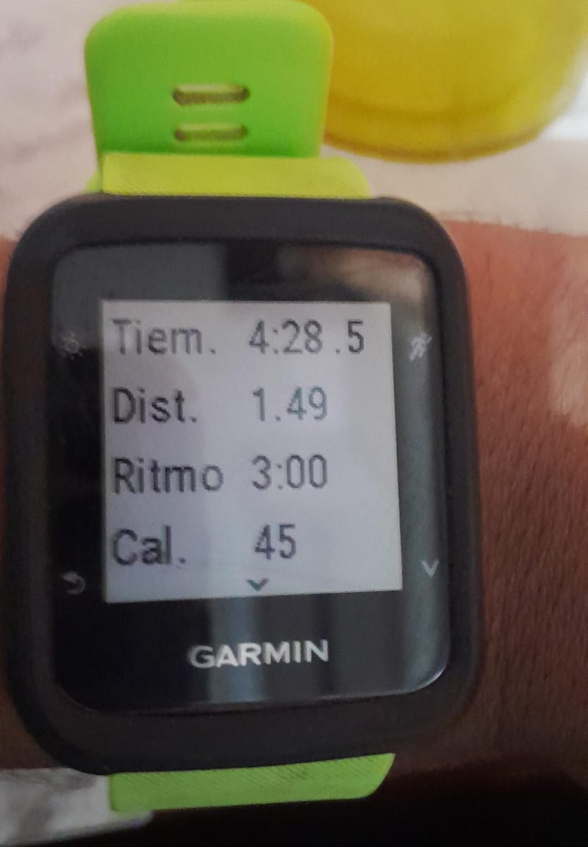 Hoy tocó chequeo de los chavos del team 1500 y 600 en preparación rumbo a los estatales escolares quedan buenas sensaciones 
#ZenonCantarranas 
<a href="/SumandoKMx/">Deportistas Sumando Km</a> 
<a href="/MeEncantaCorrer/">Me Encanta Correr</a> 
<a href="/ManicomioRunner/">Manicomio Runner \m/ 🤪 \m/</a> 
@ComuniRunners 
<a href="/FenixRun_Mexico/">Fénix Run</a> 
@TlatelolcoRun 
<a href="/templorunner/">@TemploRunner</a> 
#FelizSabado