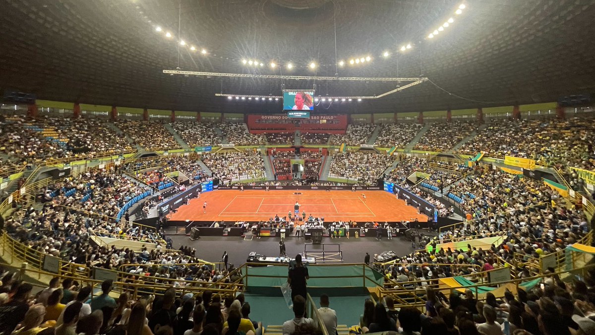 Full house in Sao Paulo 🏡 🇧🇷 #BJKCup | @cbtenis