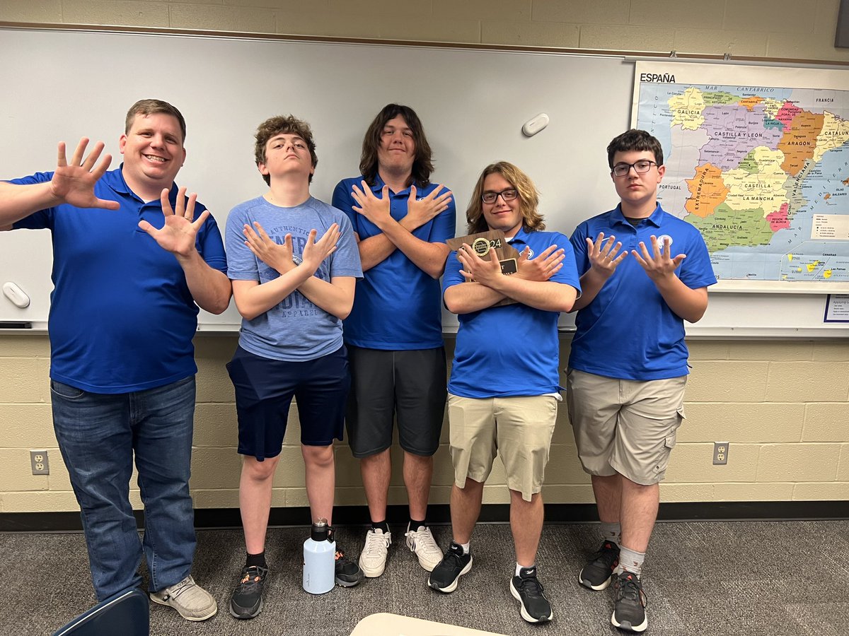 10 CONSECUTIVE DISTRICT  CHAMPIONSHIPS!!!
🏆🏆🏆🏆🏆🏆🏆🏆🏆🏆

Class 6 District 8
Liberty North 200
CHS 430

We advance to Sectionals vs North Kansas City on April 23rd!

Congrats to Patrick! #1 Individual Scorer at Districts!!