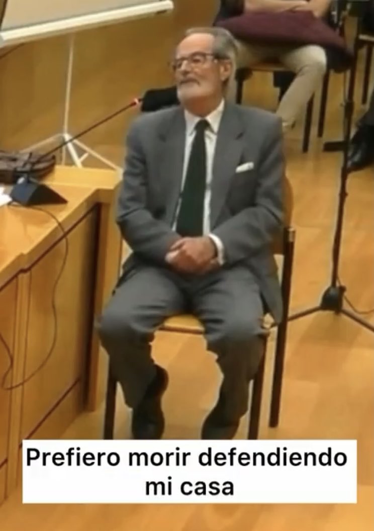 OlgaPatriaVOX's tweet image. Vamos a pedir todos el INDULTO de este hombre. 
RT ✋