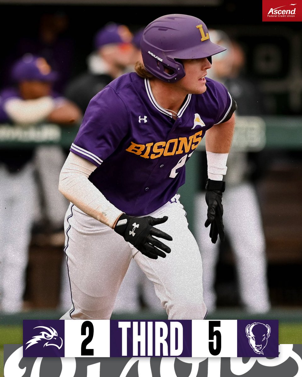 Bisons add two more in the third! #IntoTheStorm ⛈️ | #HornsUp 🤘