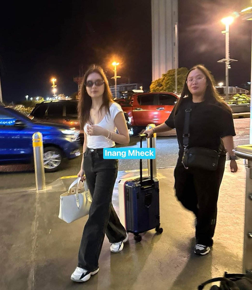 inang_mheck's tweet photo. Have a Safe Flight Chin and Celina 💛 Goodluck sa show later sa Roxas City Capiz!

@francinecarreld  | #FrancineDiaz https://t.co/ywk0fqHe63