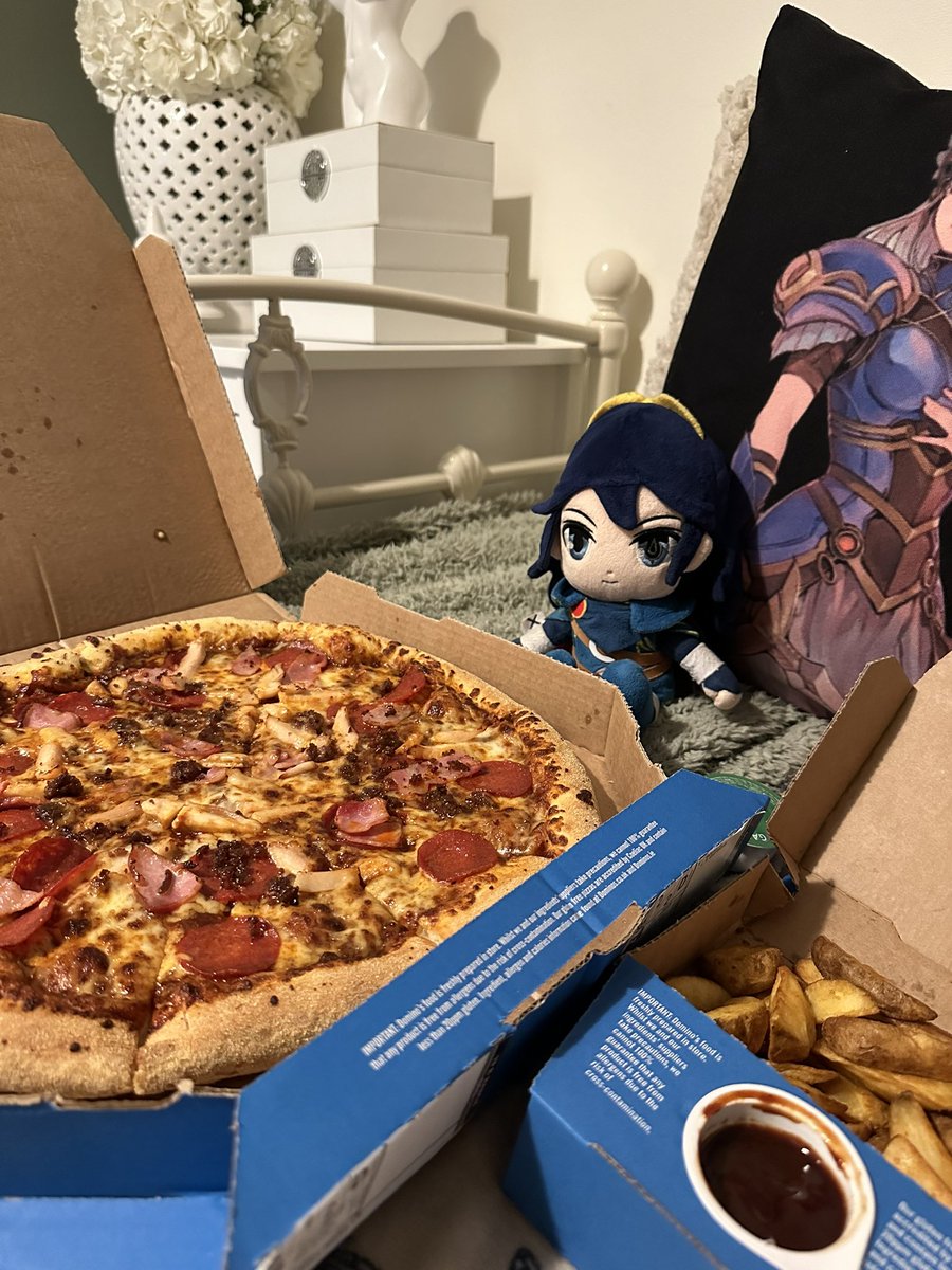 Lucina with @Dominos_UK 🍕