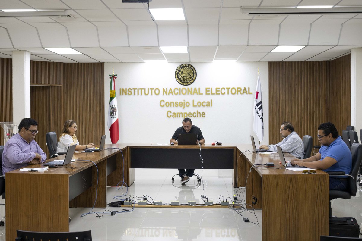 INE_Campeche's tweet photo. Un total de 25 participantes en el Proceso de selección y designación los cargos de Consejera o Consejero Presidente y Consejeras o Consejeros Electorales del IEEC aplicaron para la prueba de Ensayo con duración de tres horas, en el INE Campeche se apersonaron 6 aspirantes. https://t.co/1vApi2k4sB
