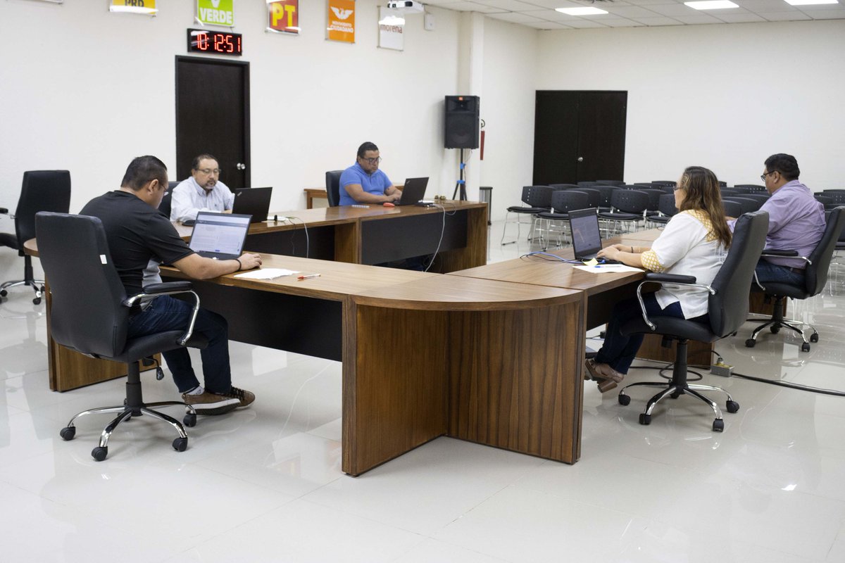 INE_Campeche's tweet photo. Un total de 25 participantes en el Proceso de selección y designación los cargos de Consejera o Consejero Presidente y Consejeras o Consejeros Electorales del IEEC aplicaron para la prueba de Ensayo con duración de tres horas, en el INE Campeche se apersonaron 6 aspirantes. https://t.co/1vApi2k4sB